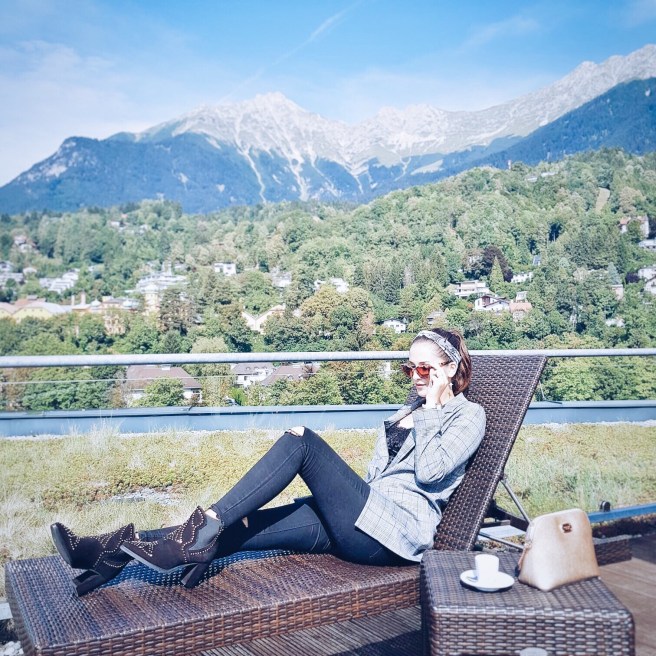 f53fe5ec-9eaa-4d11-937f-edbfb660bd67